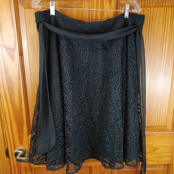 Cirana Lace Overly Skirt With Ribbon Belt LG - Picture 2 of 7